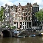 New 4P Renovated Apartment @Best Location Jordaan