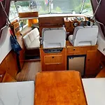 Motor Yacht Almaz