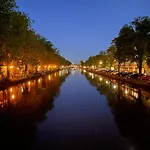 Canal View Stay Amsterdam