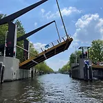 Canal View Stay Amsterdam