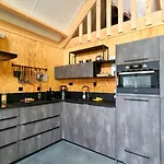City Farmers Lodge, A Guesthouse With A Skyline View In Rural Amsterdam