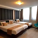 Xo Hotels City Centre