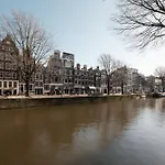 Adam\'S Canal House