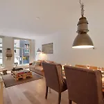 Rembrandt Apartments