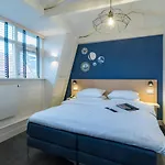 Amistad hotel
