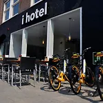 I Hotel