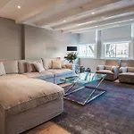 Short Stay Group Grand Singel Luxury Apartment