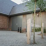 De Greenhouse, Free Parking