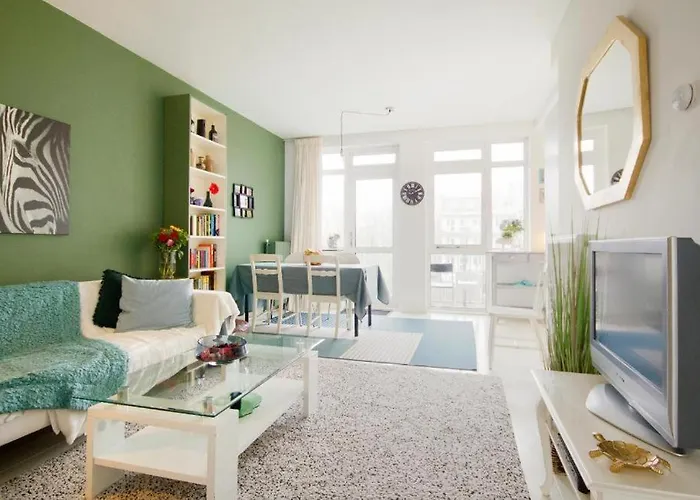 Adam & Eve - Apartment