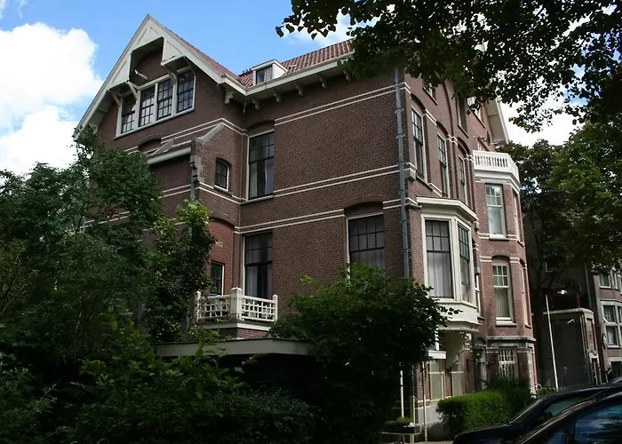 Borgmann Villa Hotel