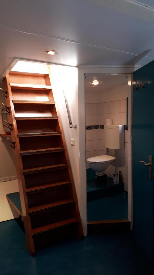 Bed & Breakfast Boat & Breakfast Alhena Amsterdam