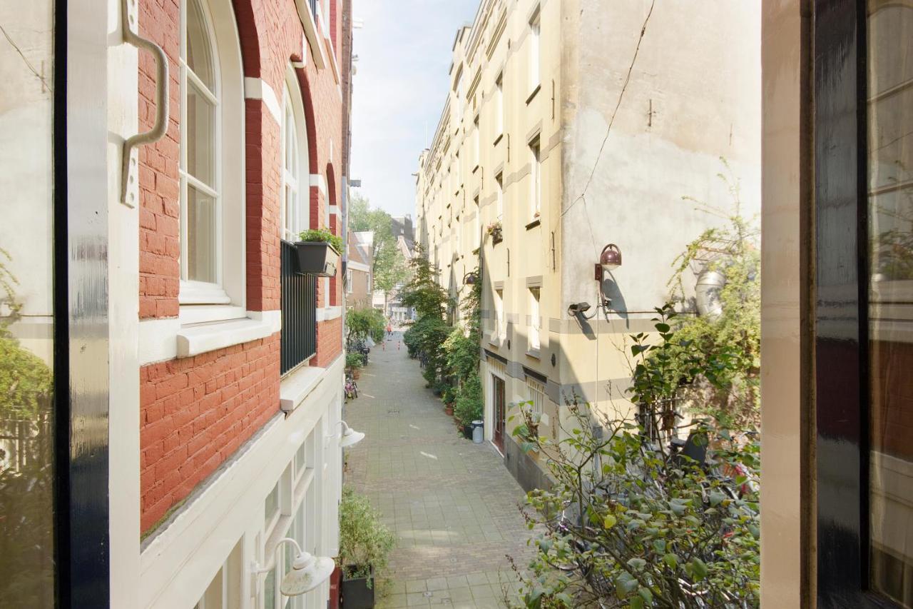 Apartment Alley