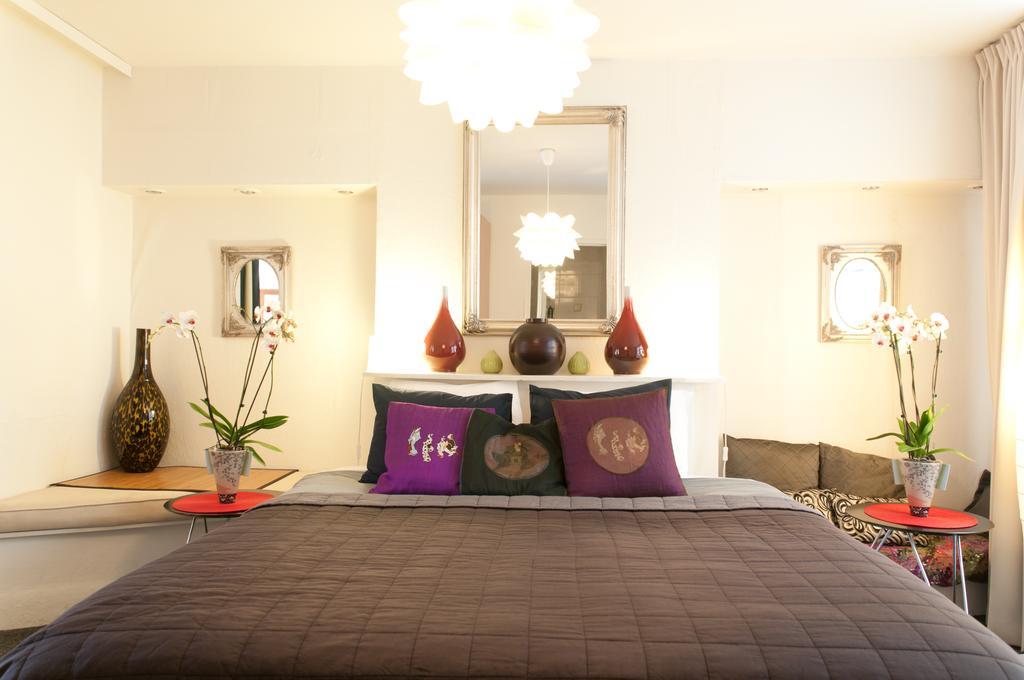 Bed & Breakfast Palace Amsterdam