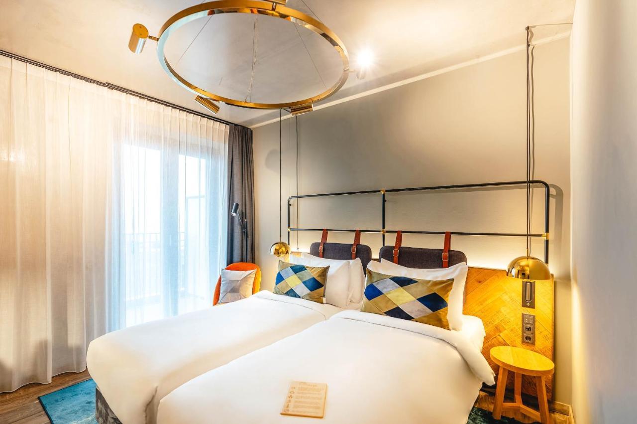 Four Elements Hotel