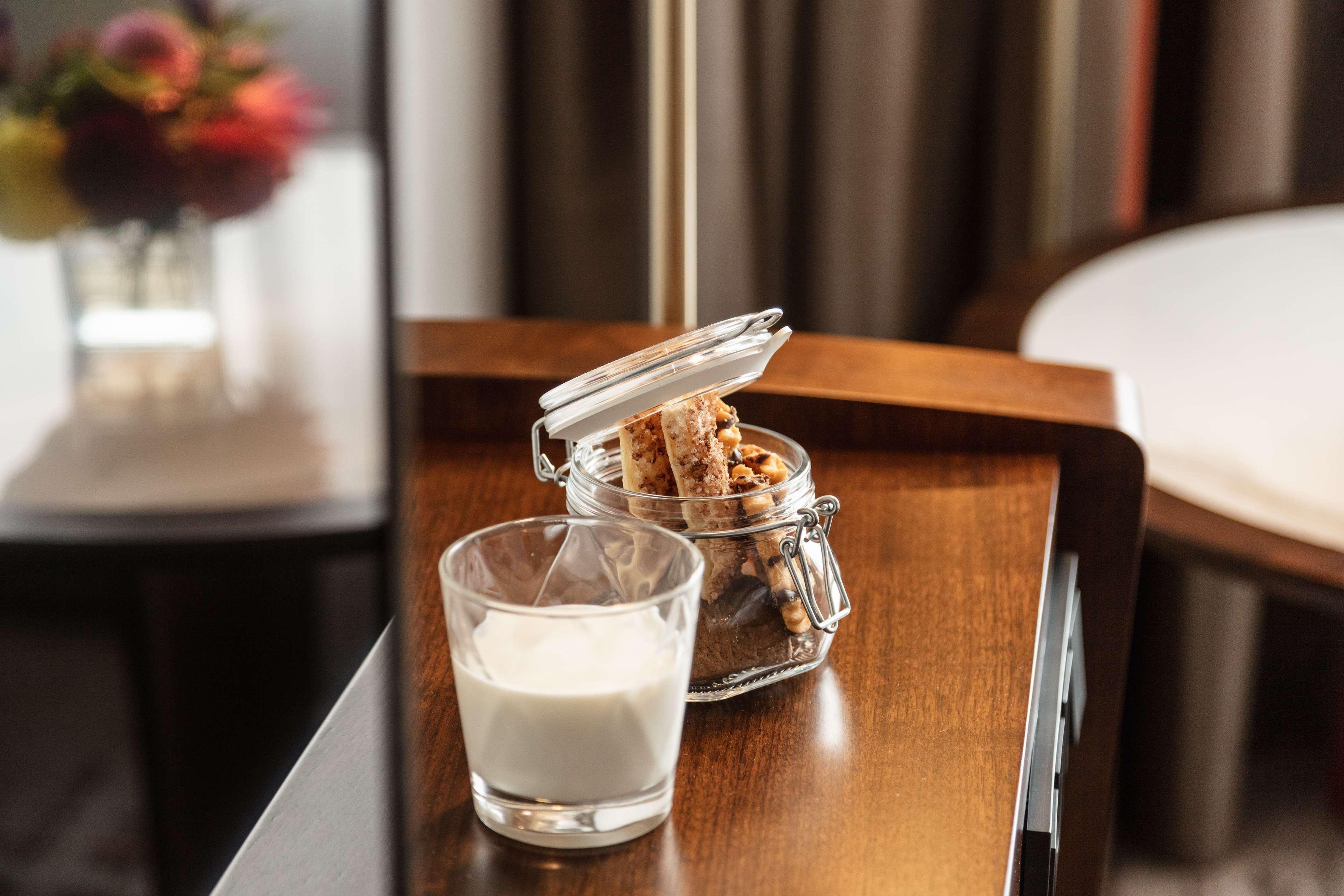 Hilton 5* Amsterdam