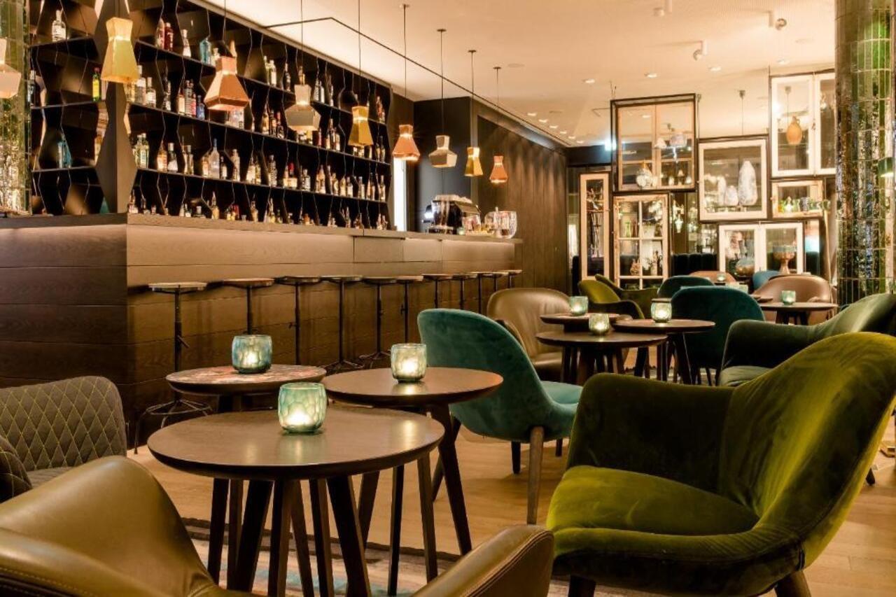 One Amsterdam-waterlooplein 3* Amsterdam