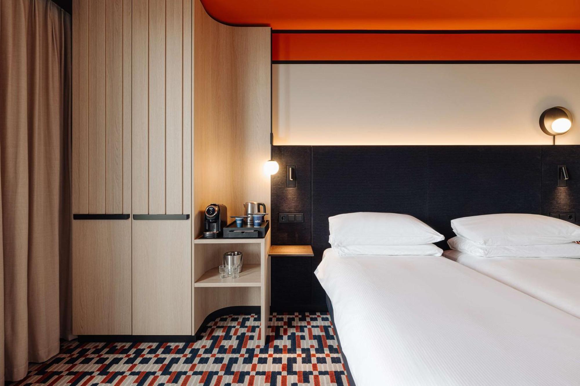 Doubletree By Hilton Station Hotel 4*