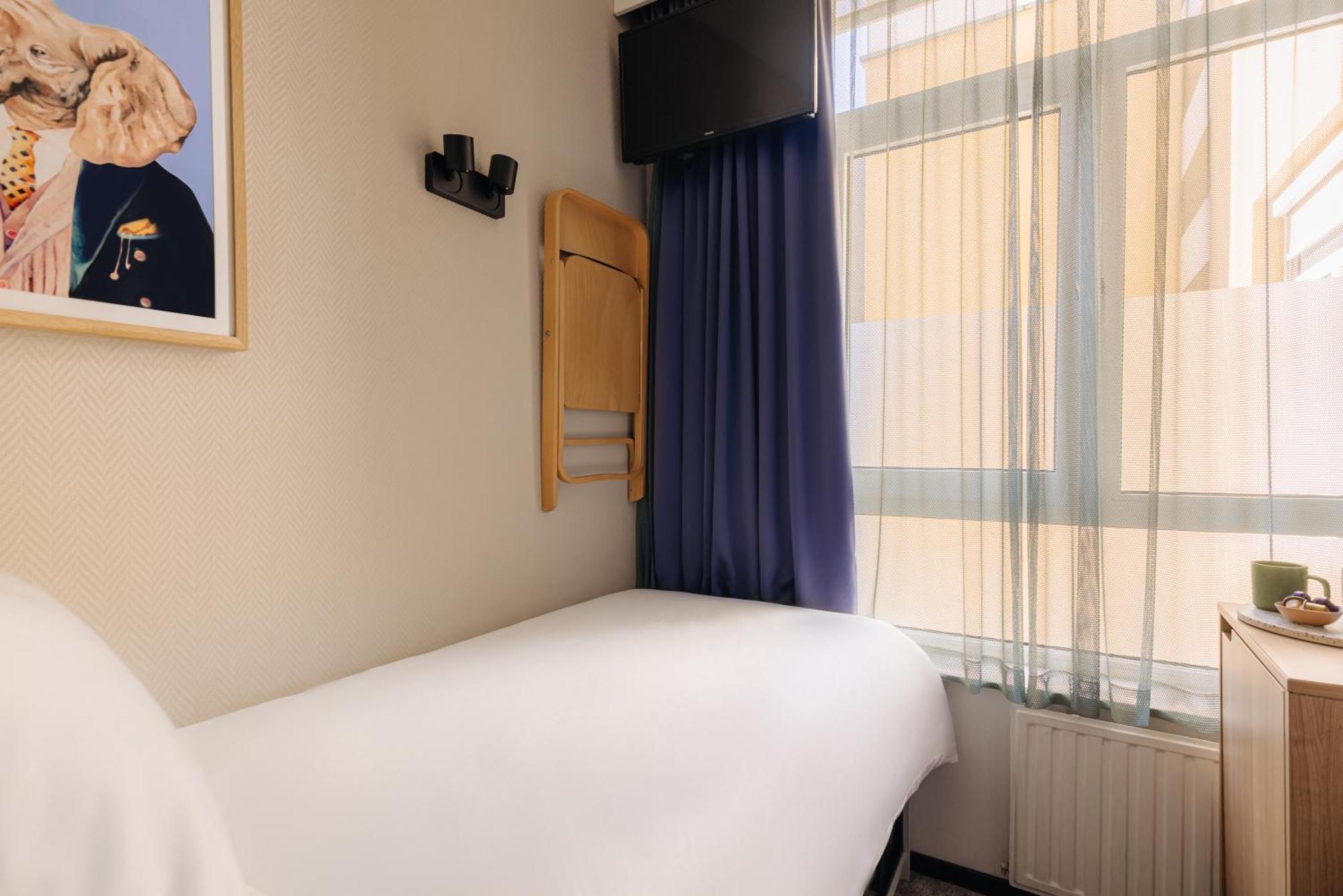 Hotel Leonardo Leidse Square 3*