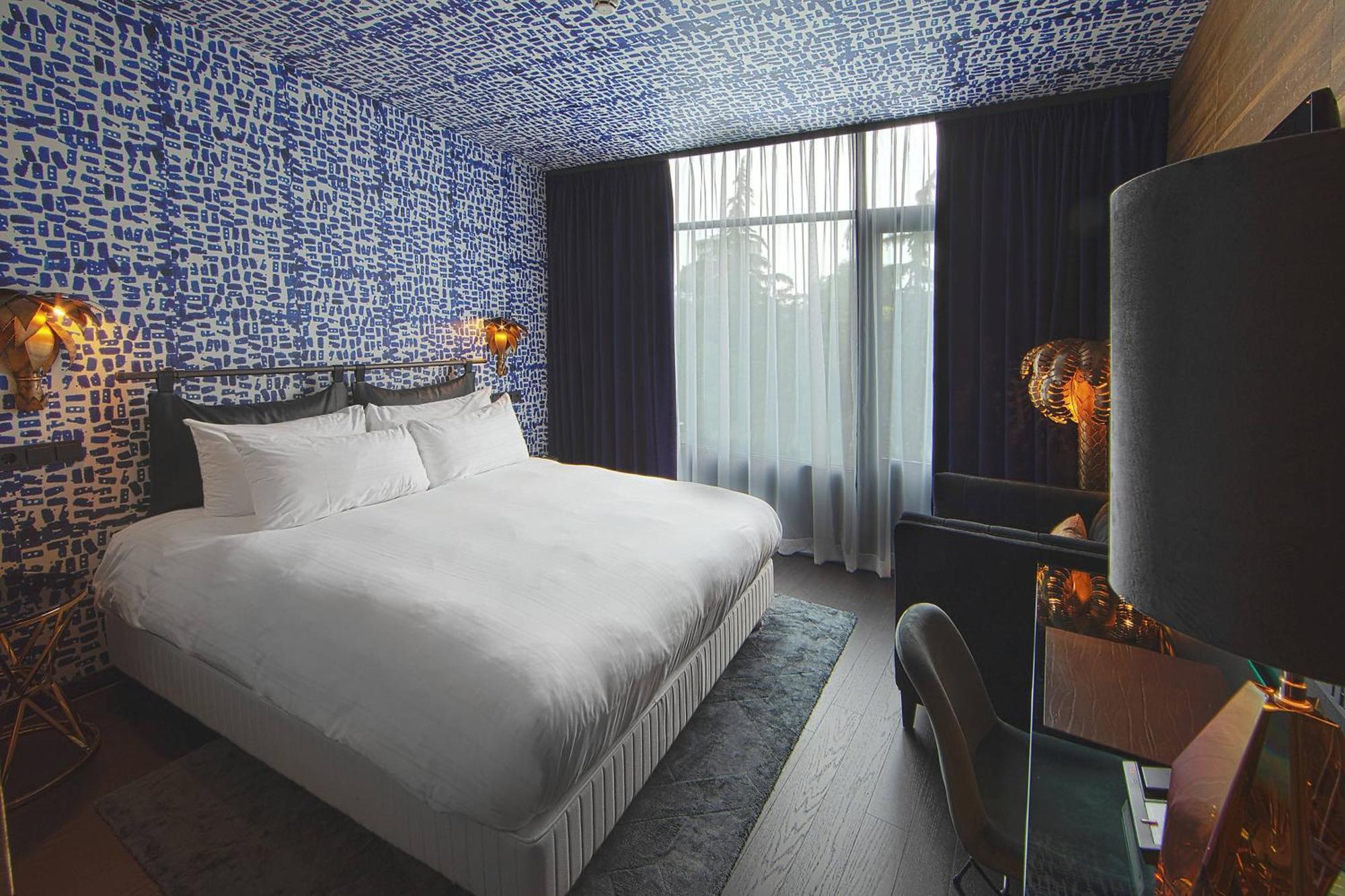 Apollo Amsterdam, A Tribute Portfolio 4* Amsterdam
