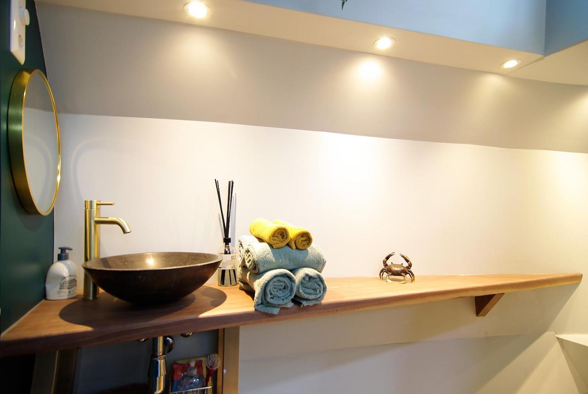 Guest house Najade Eco Houseboat Amsterdam