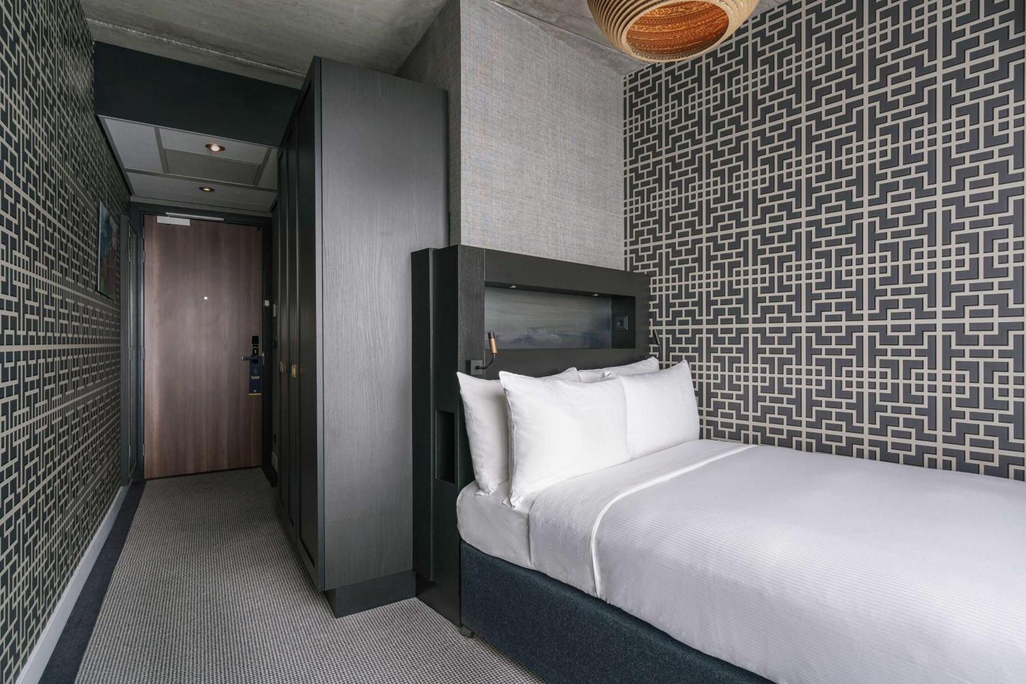Doubletree By Hilton - Ndsm Wharf