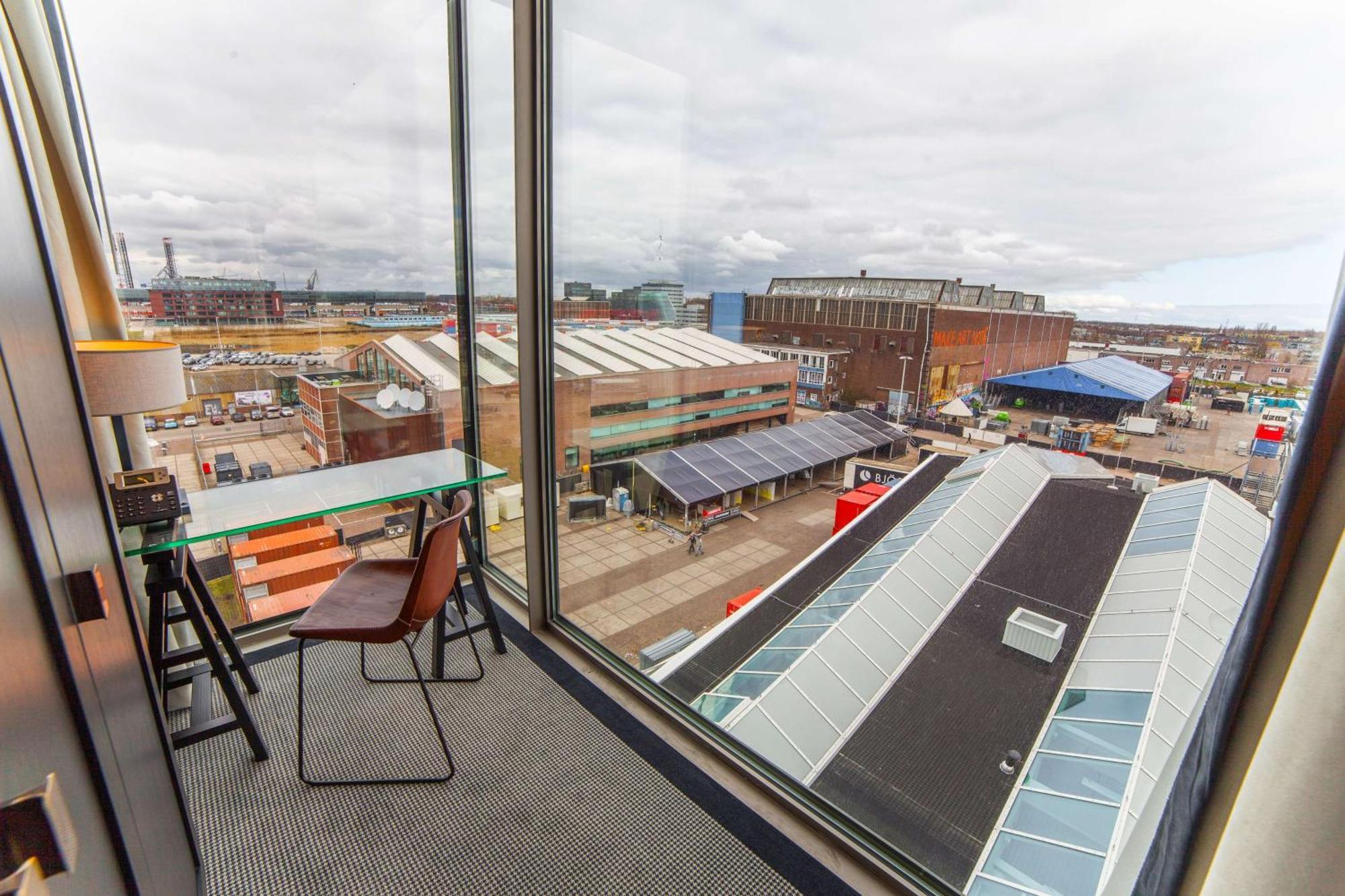 Hotel Doubletree By Hilton - Ndsm Wharf 4*