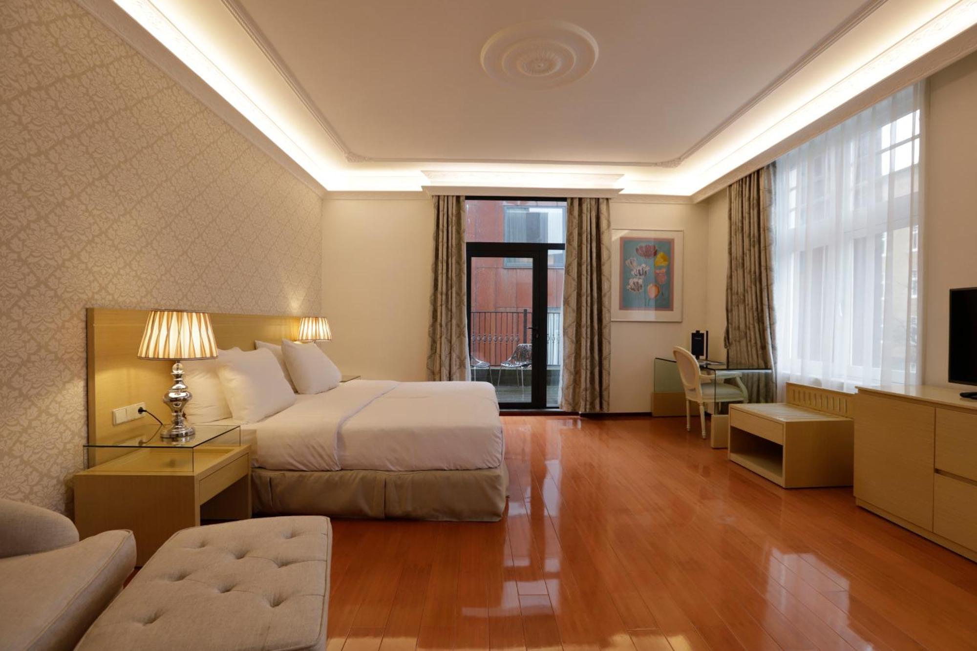 Hotel Chasse 4*