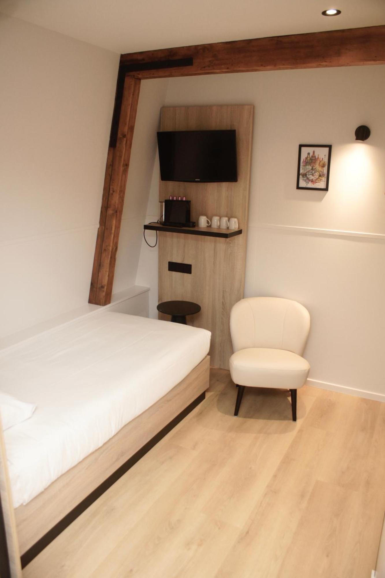 Gelder Hotel 2*