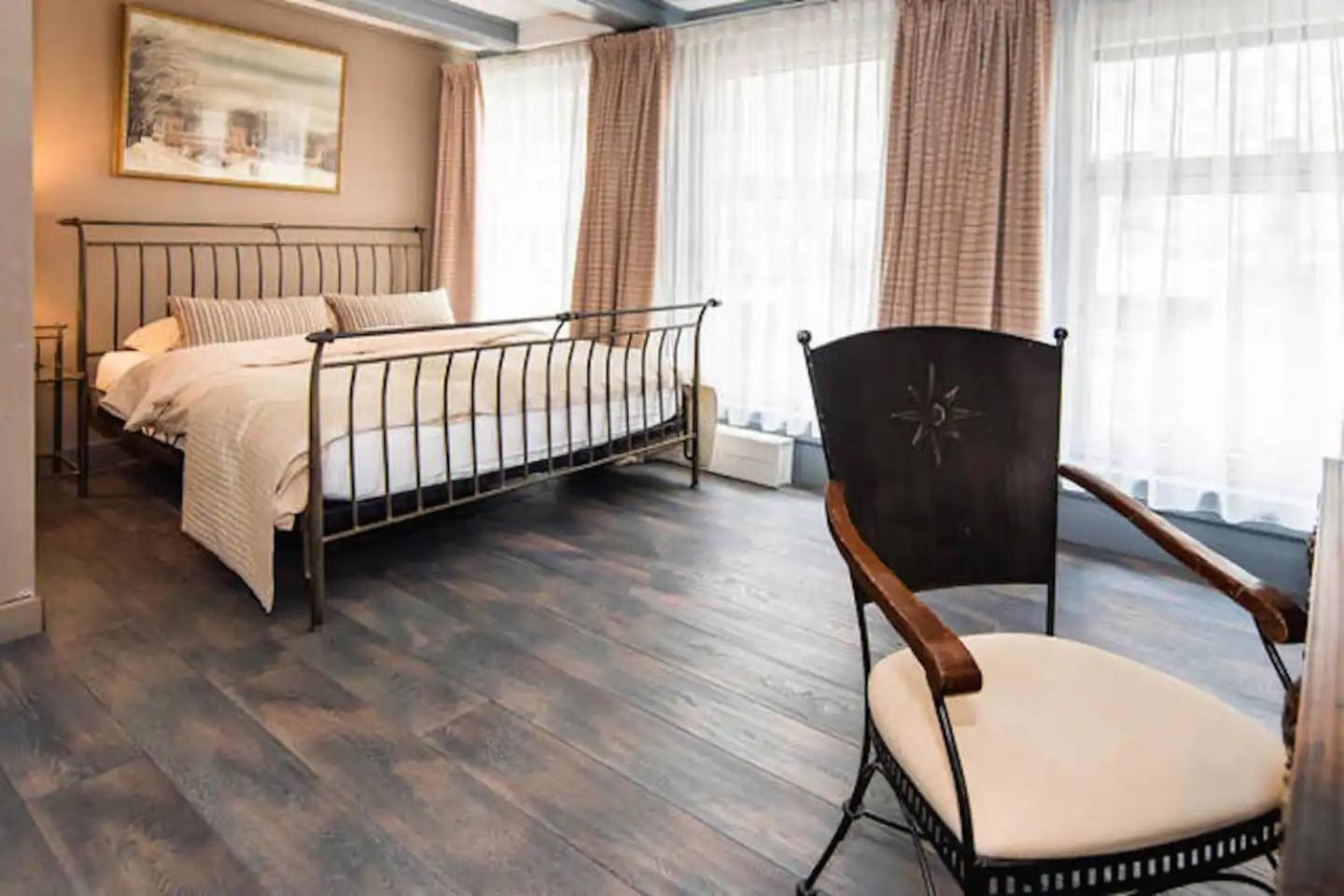 Central Guest Guest house