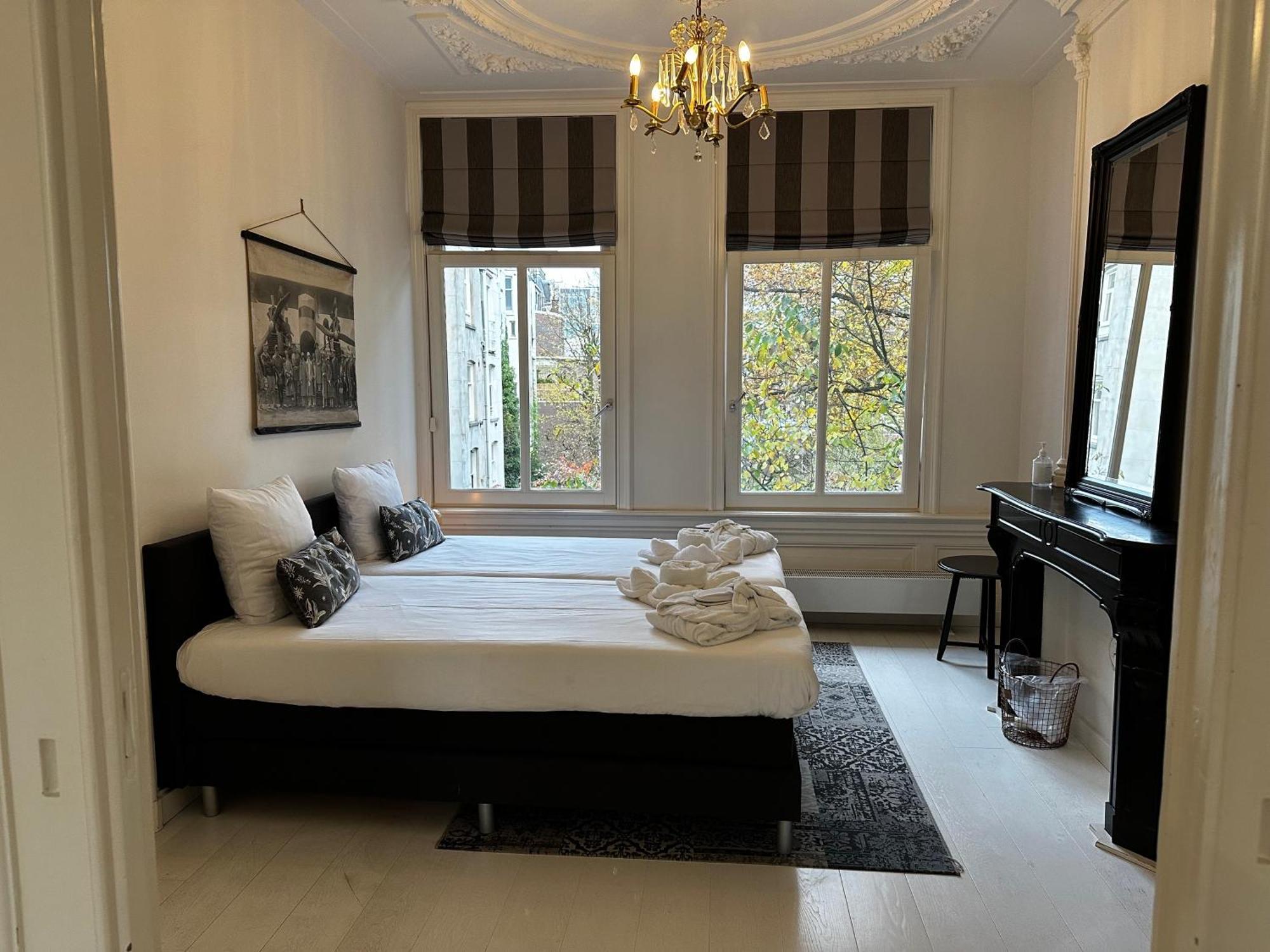 Nine(t)teen Bed & Breakfast 3*