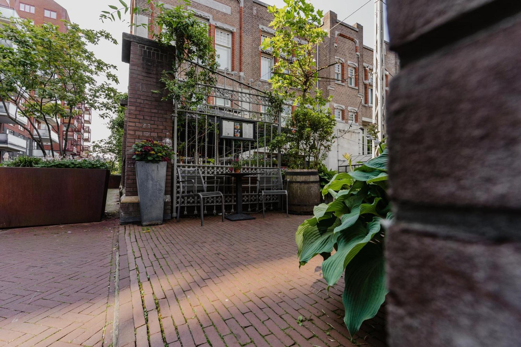 De Hallen