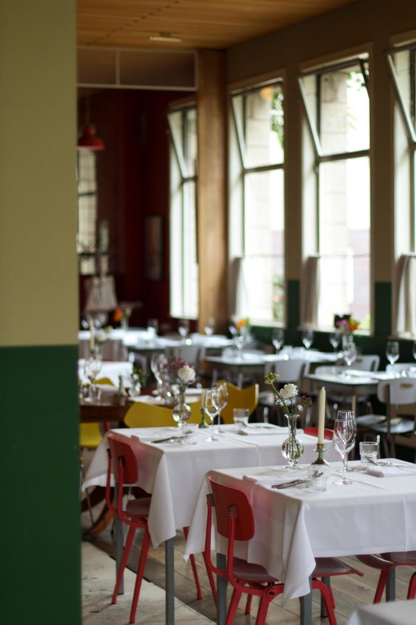Hotel Cafe Modern