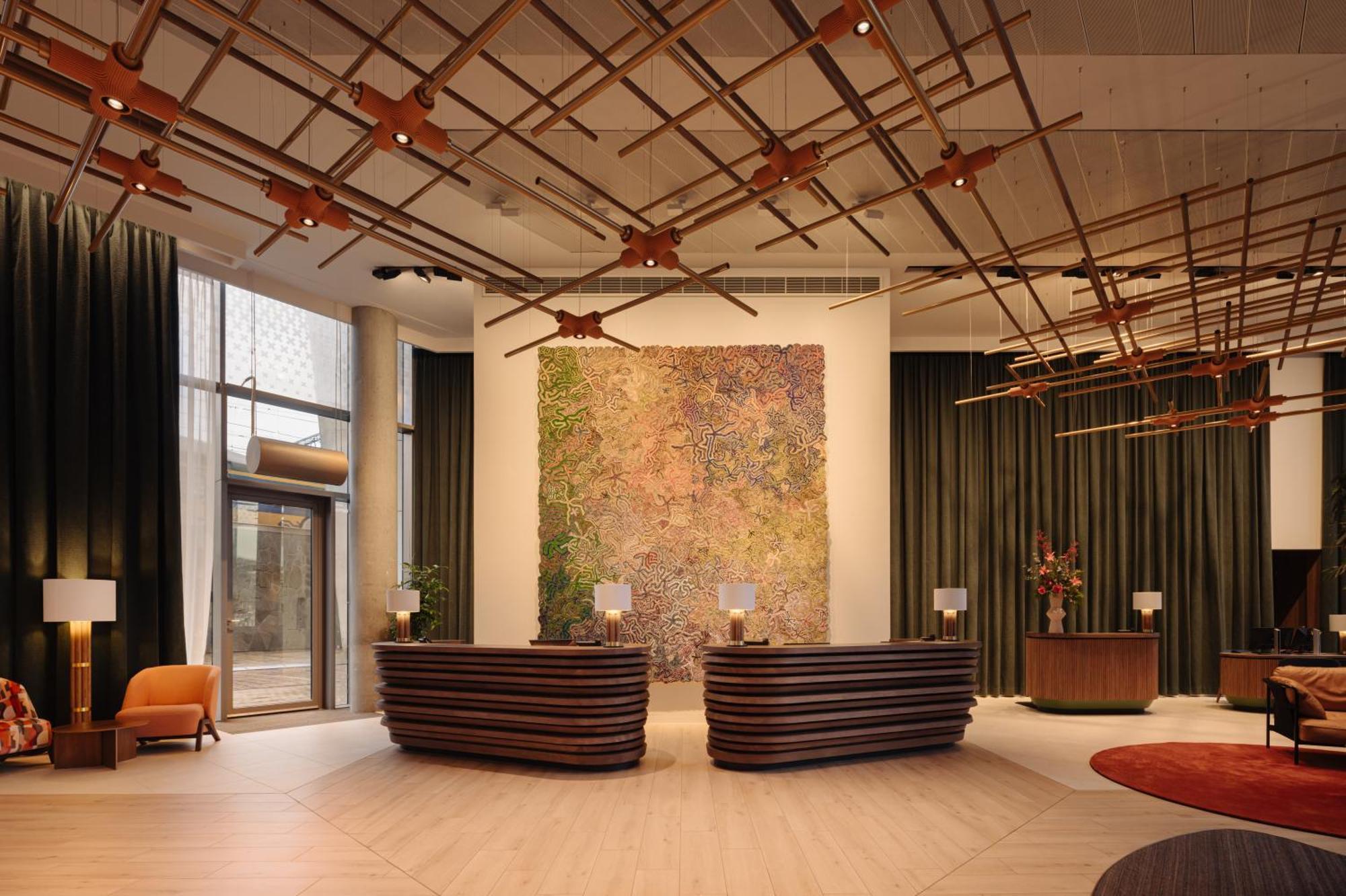 Doubletree By Hilton Station 4*