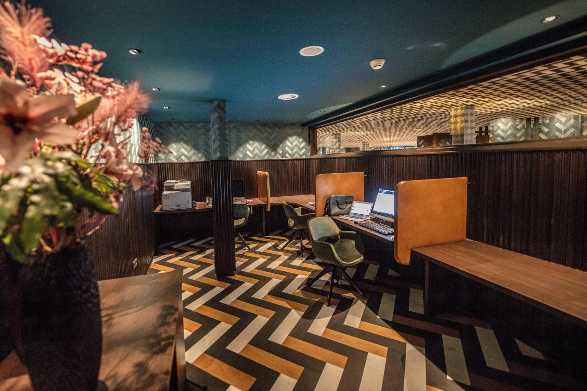 Apollo Amsterdam, A Tribute Portfolio Hotel 4*