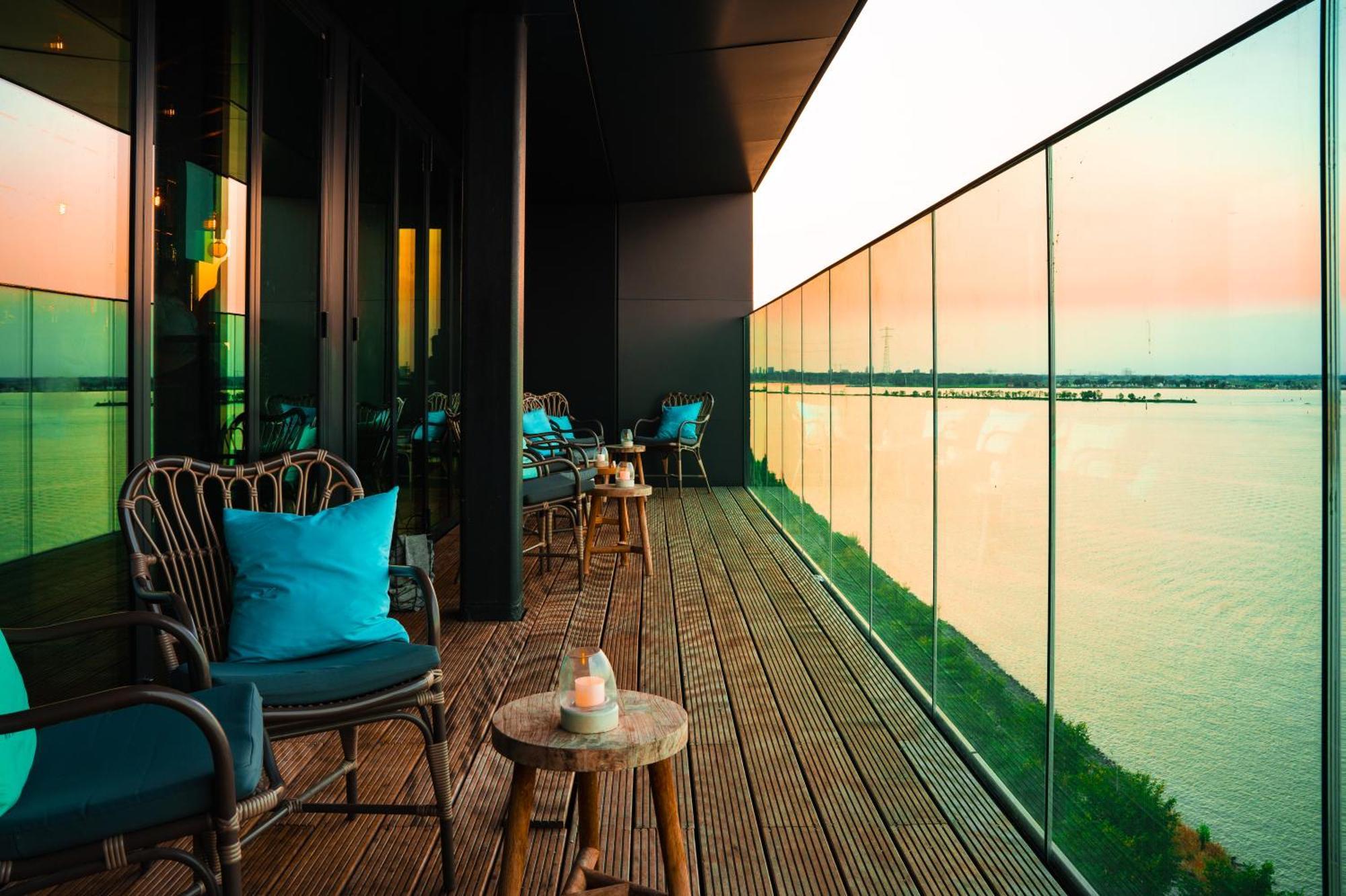Four Elements Hotel 4*