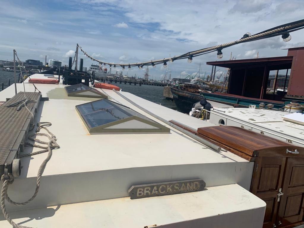 Hotelschip Bracksand City, In De Zomer En De Winter!