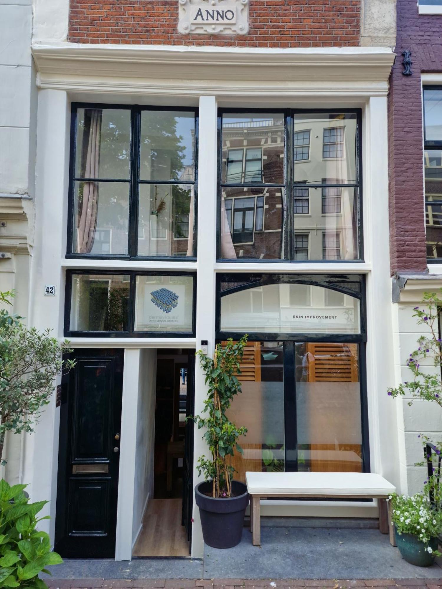New In The Heart Of * Amsterdam