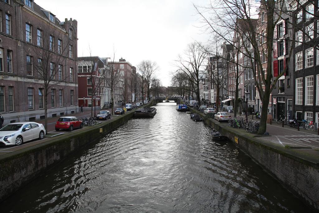 Hostel Downtown Canal View *