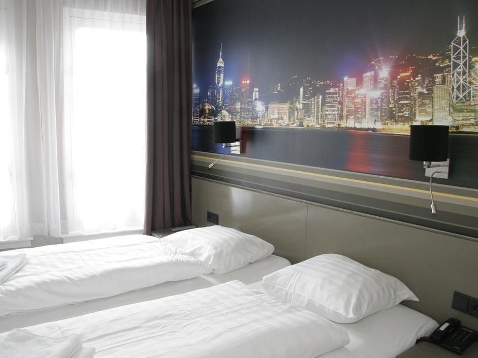 Budget Tourist Hotel 2*