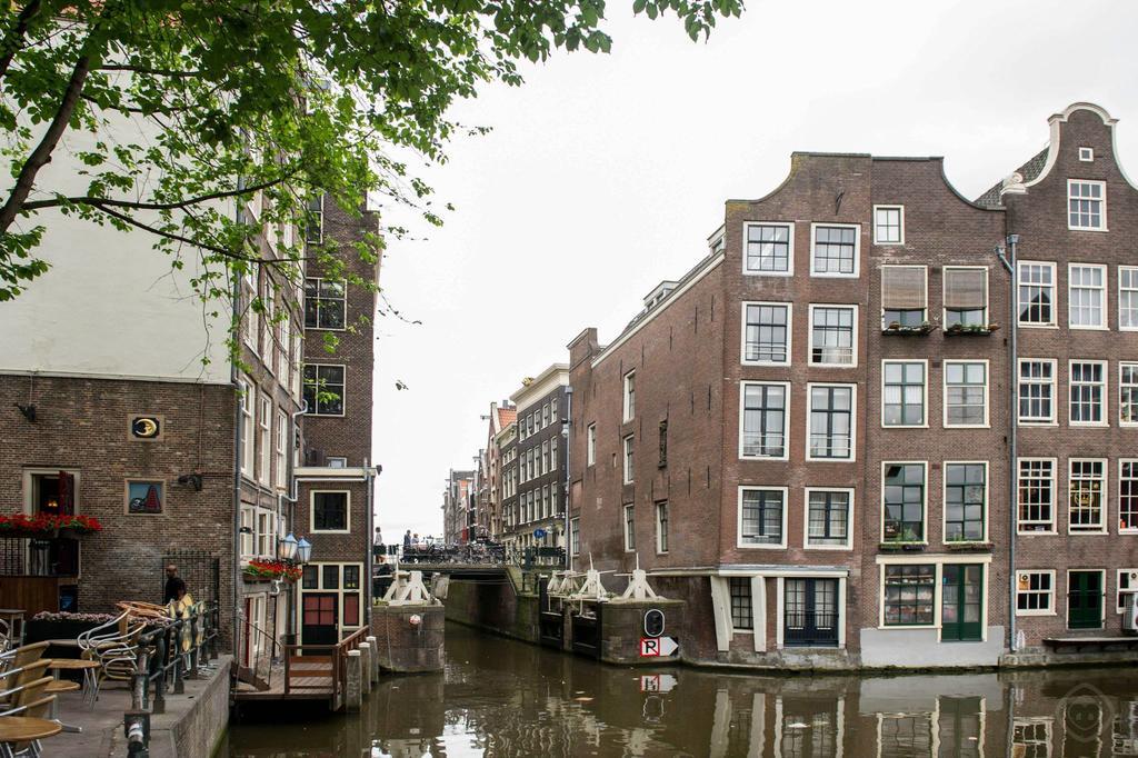 Canal Side Olofssteeg Iii *