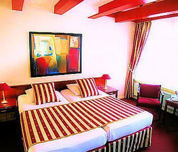 Des Arts Hotel