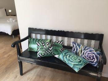 Bed & Breakfast Nine(t)teen 3*