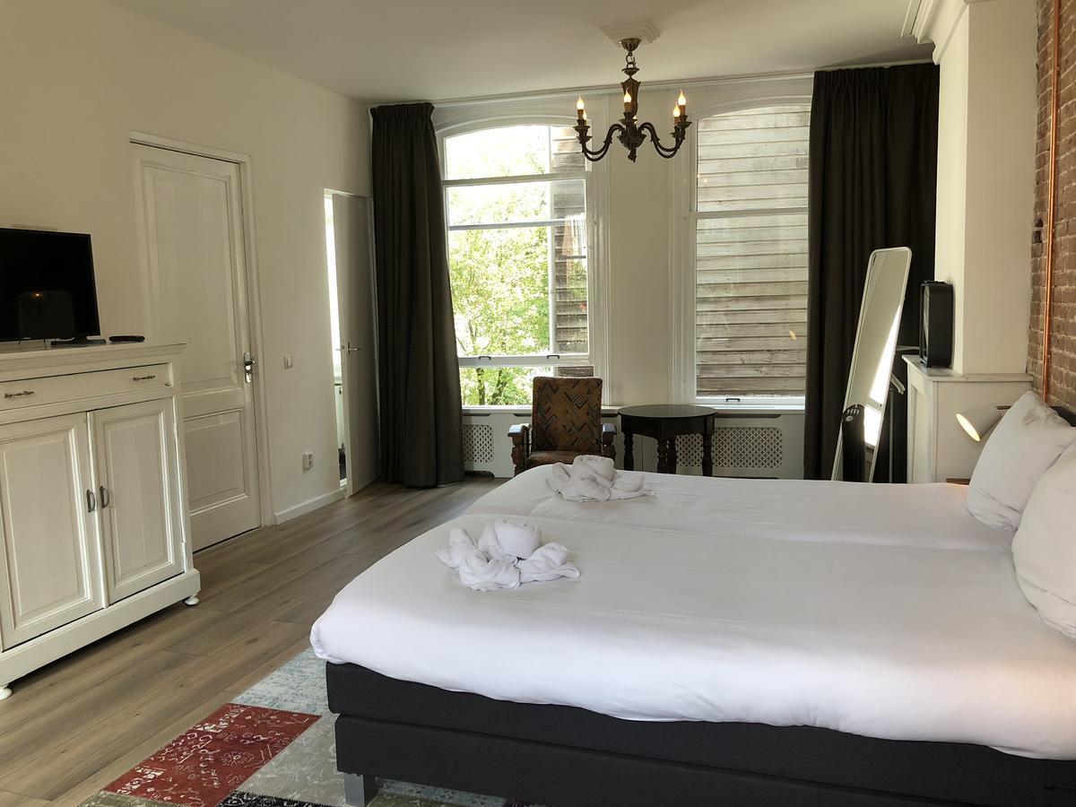 Nine(t)teen Bed & Breakfast
