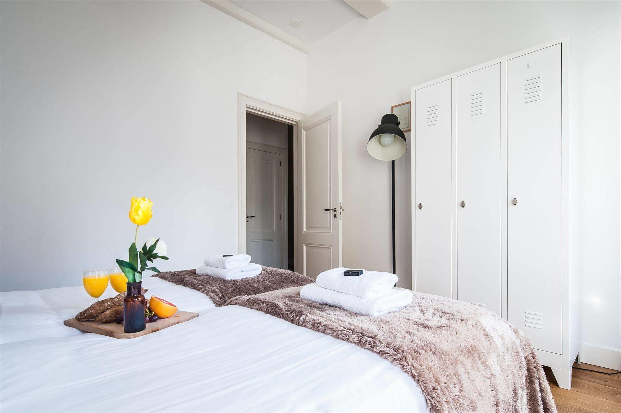 Prinsengracht Canalhouse Apartment