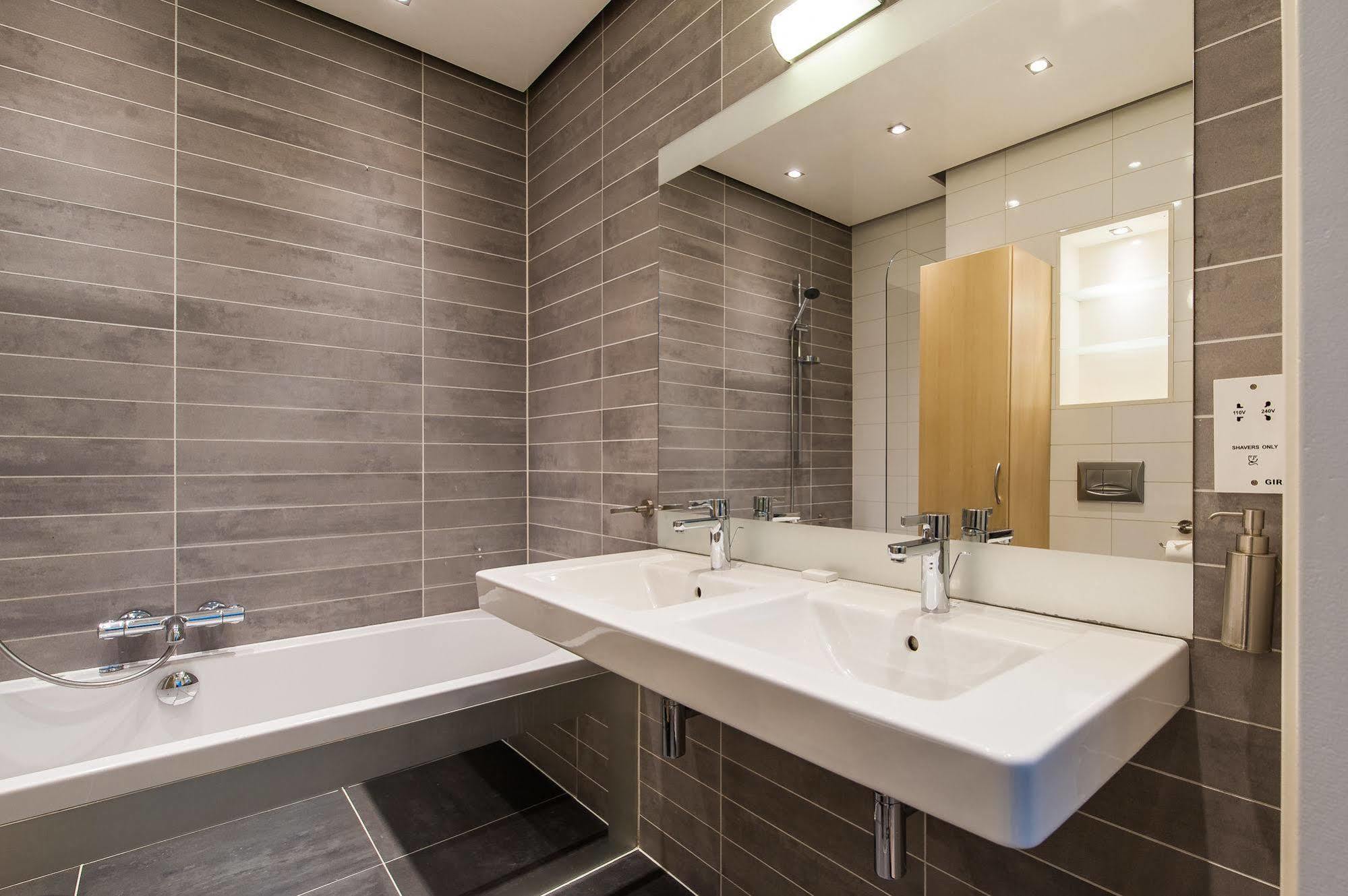 Short Group Congress Centre Serviced Apartment