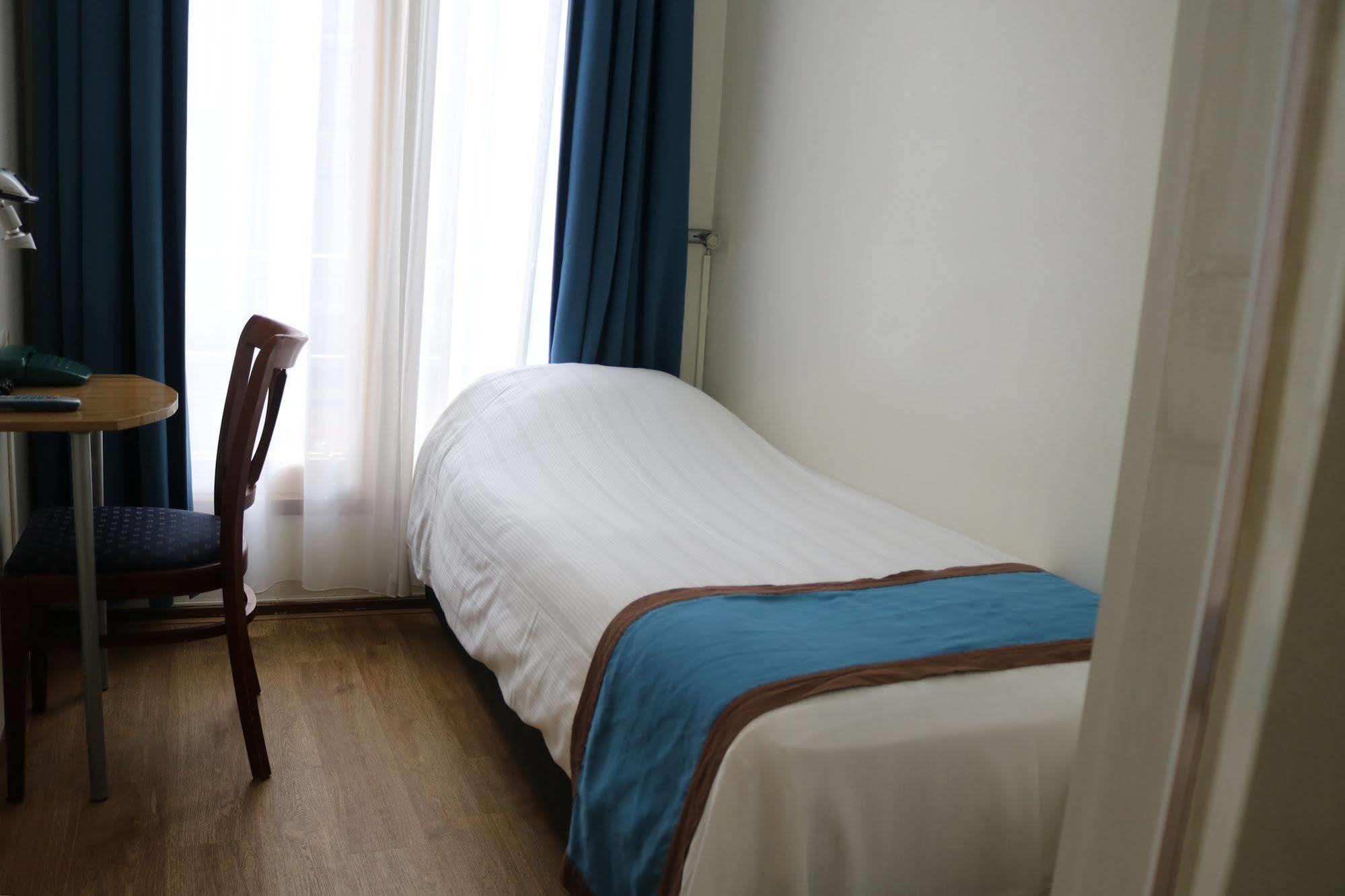 Hotel Doria 3*