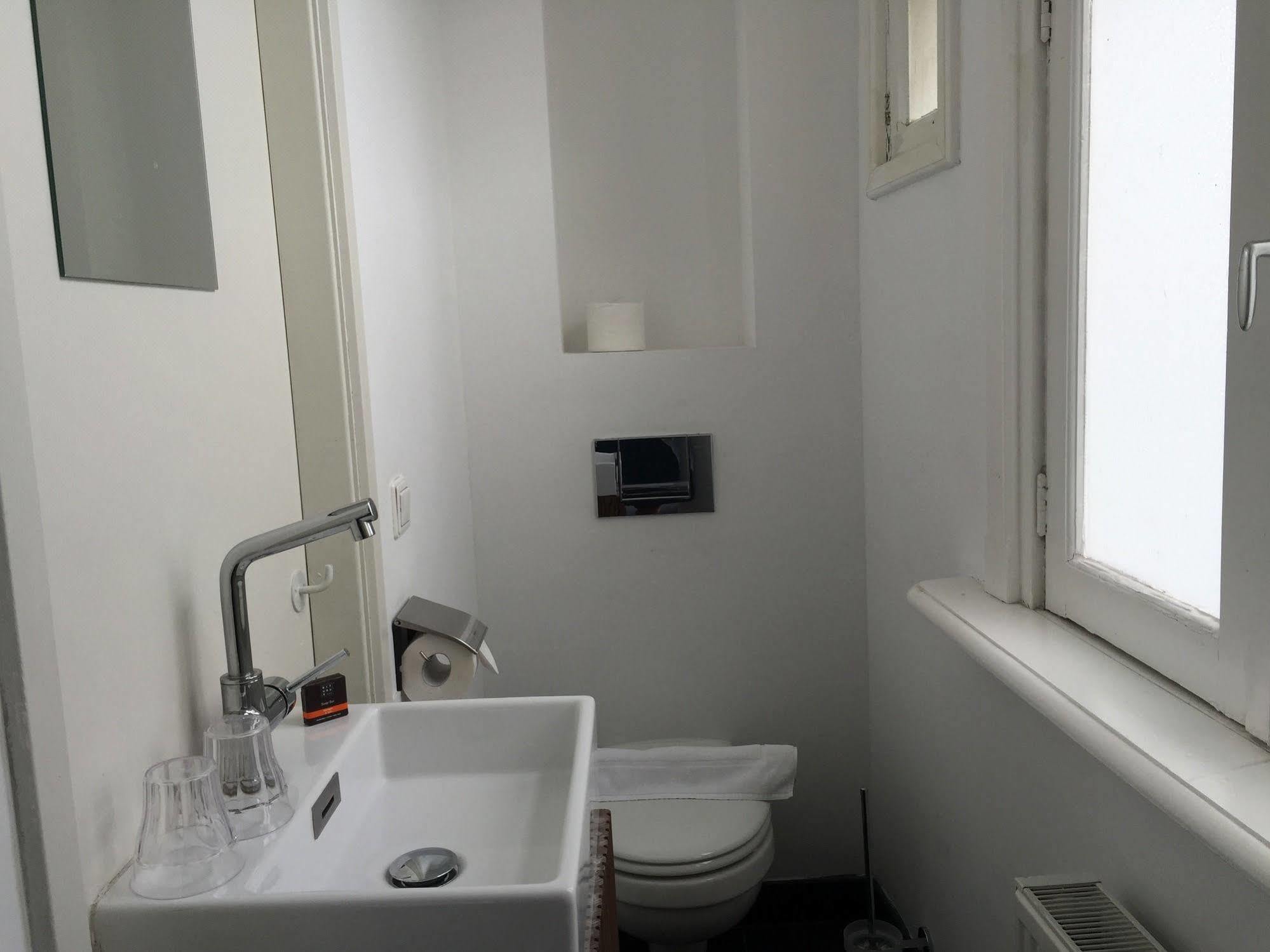 Bed & Breakfast Nine(t)teen Amsterdam