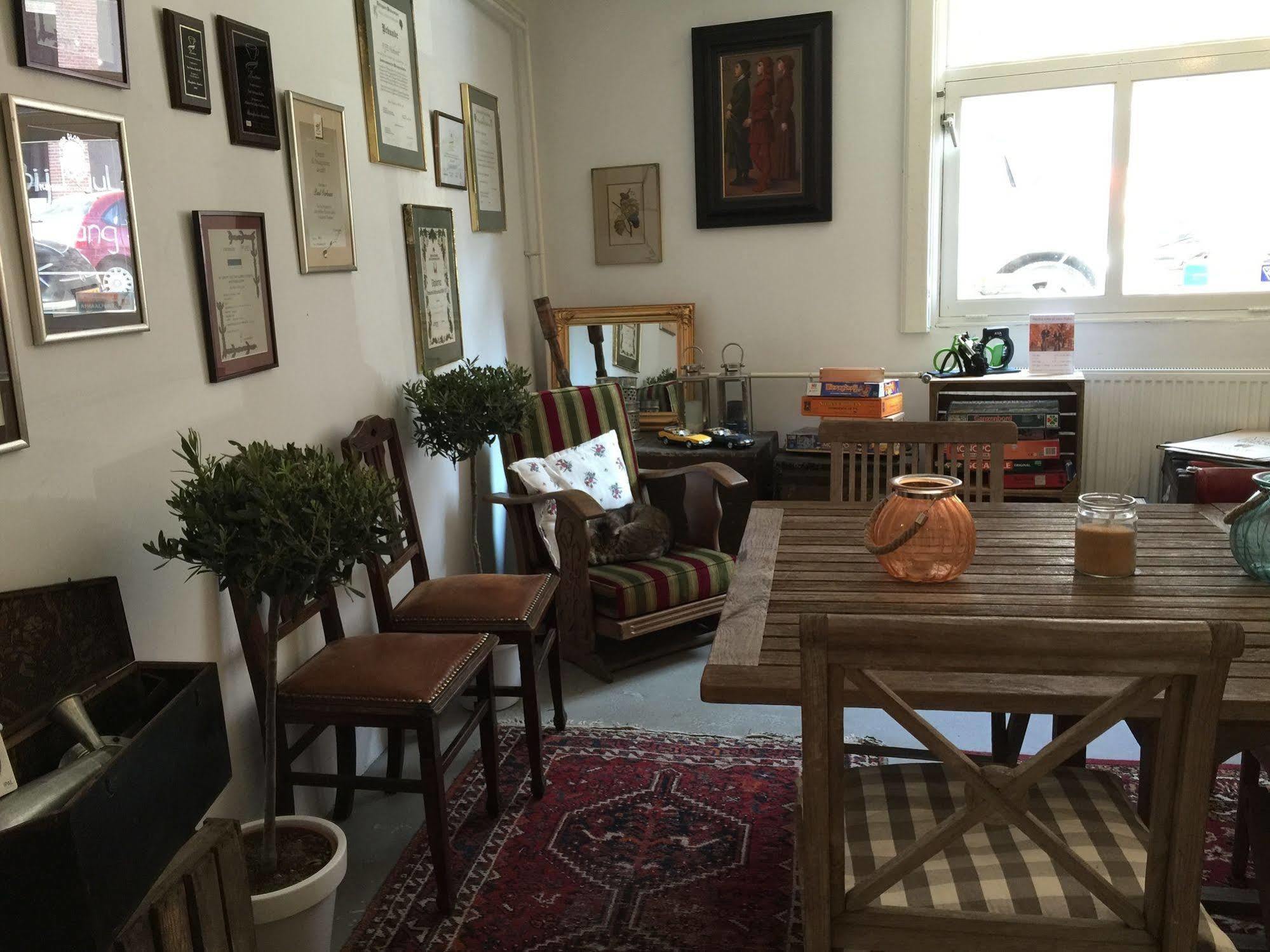 Bed & Breakfast Nine(t)teen 3*