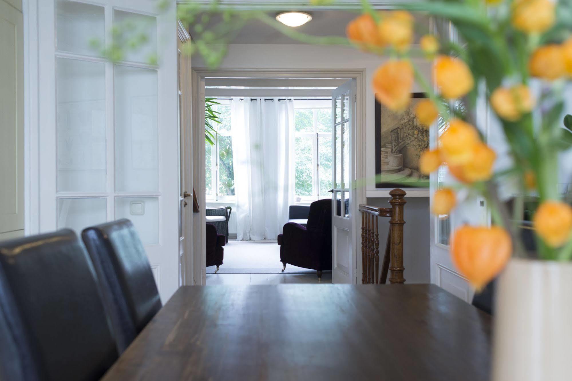 Herengracht Canal Apartment Amsterdam